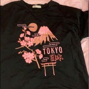 cute tokyo pink and black tee 🎀